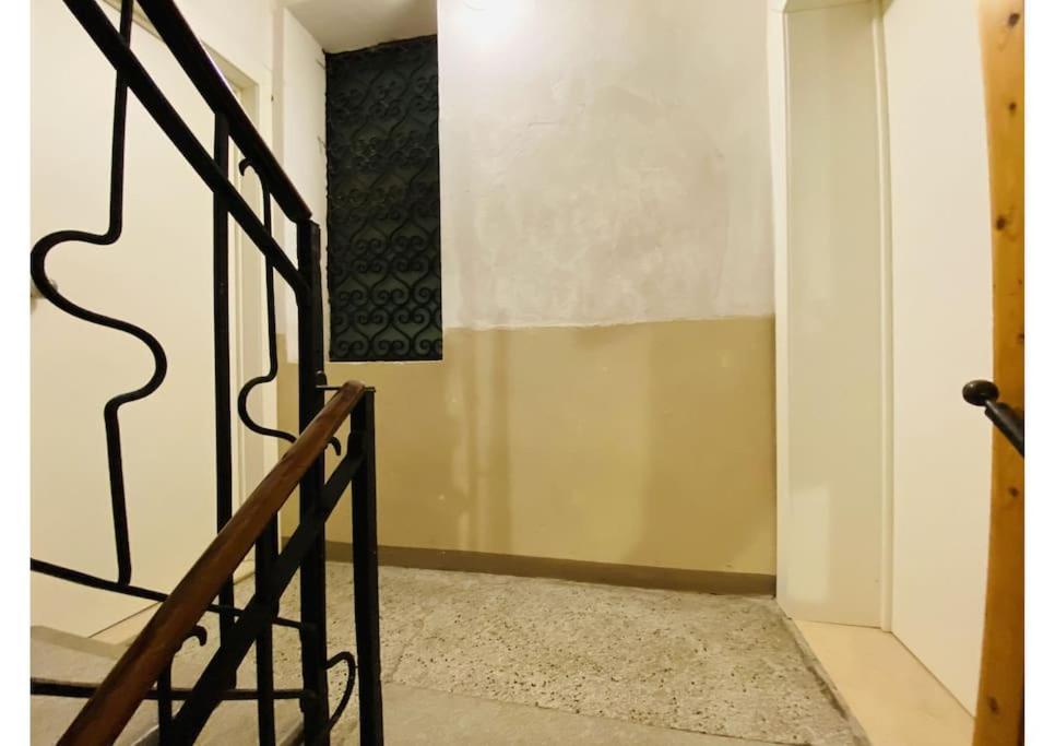 Sweet Time Venice, Luxury San Marco Frezzaria Apt! Veneza Exterior foto
