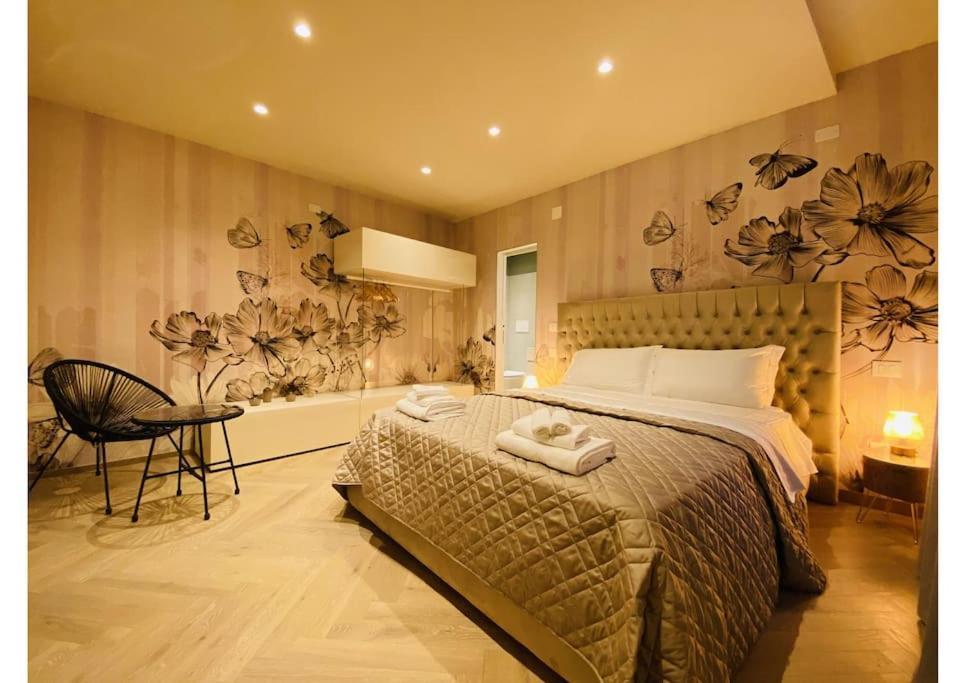Sweet Time Venice, Luxury San Marco Frezzaria Apt! Veneza Exterior foto