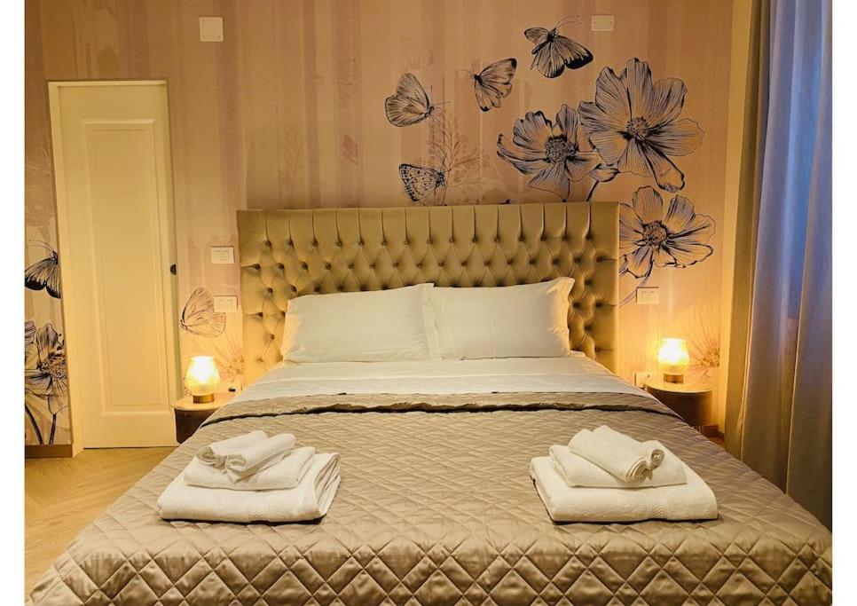 Sweet Time Venice, Luxury San Marco Frezzaria Apt! Veneza Exterior foto