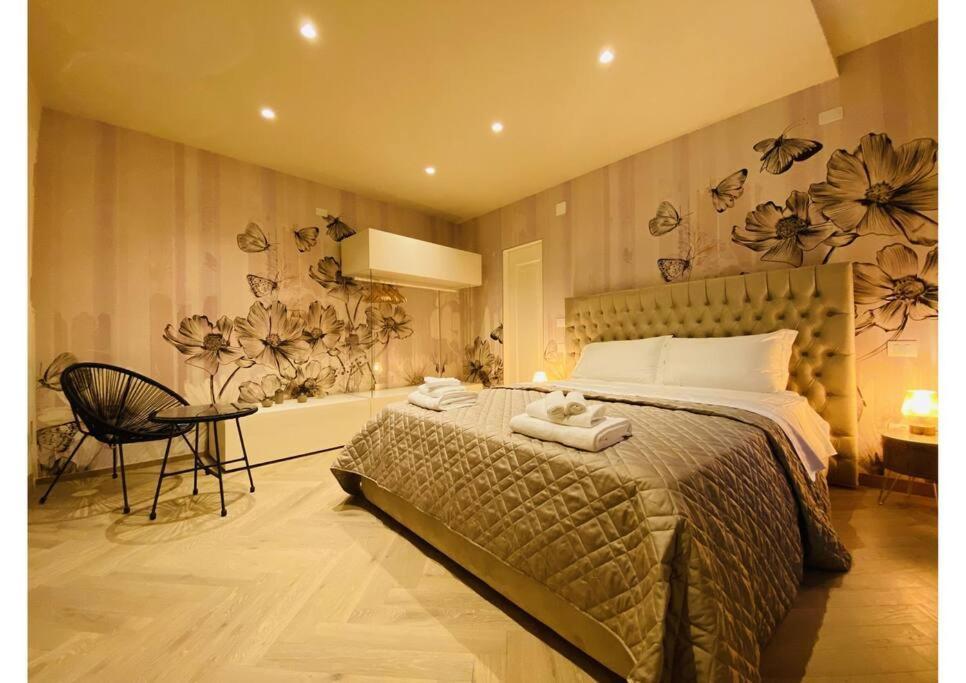 Sweet Time Venice, Luxury San Marco Frezzaria Apt! Veneza Exterior foto